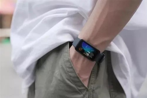 Smartband Huawei Band 8, Design Ultra-fino, Preto - Imagem 6
