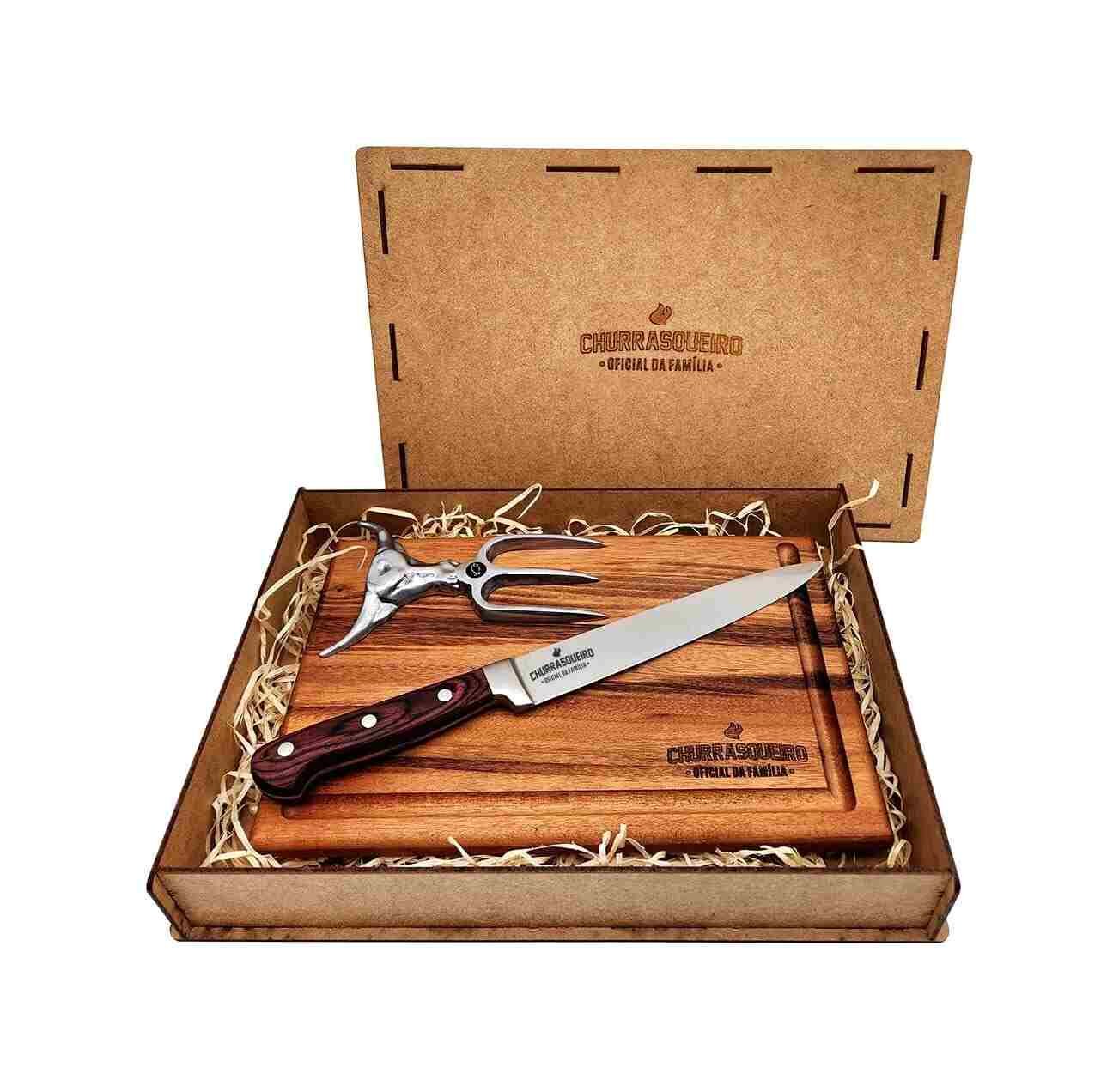 Kit Churrasco Tábua Garfo Faca Churrasqueiro Oficial da Família